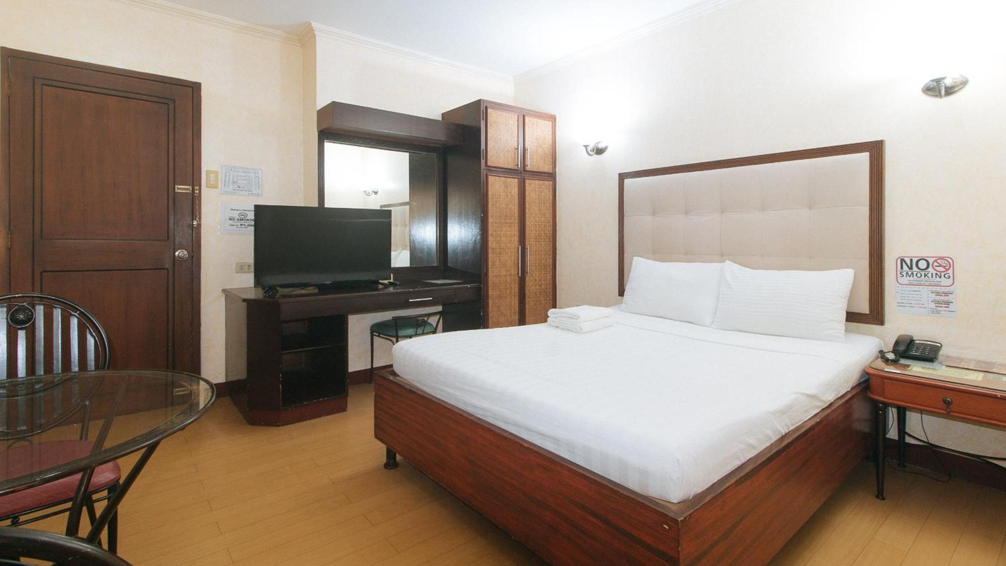 Bliss Hotel Dau Mabalacat Dış mekan fotoğraf