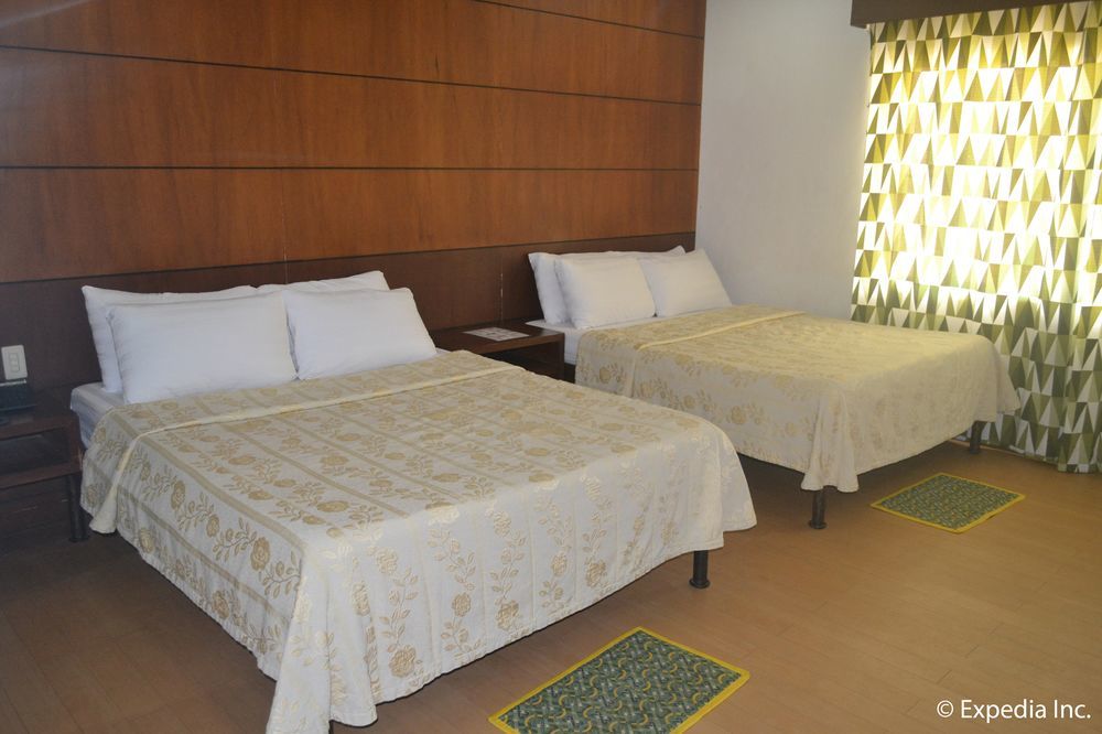 Bliss Hotel Dau Mabalacat Dış mekan fotoğraf