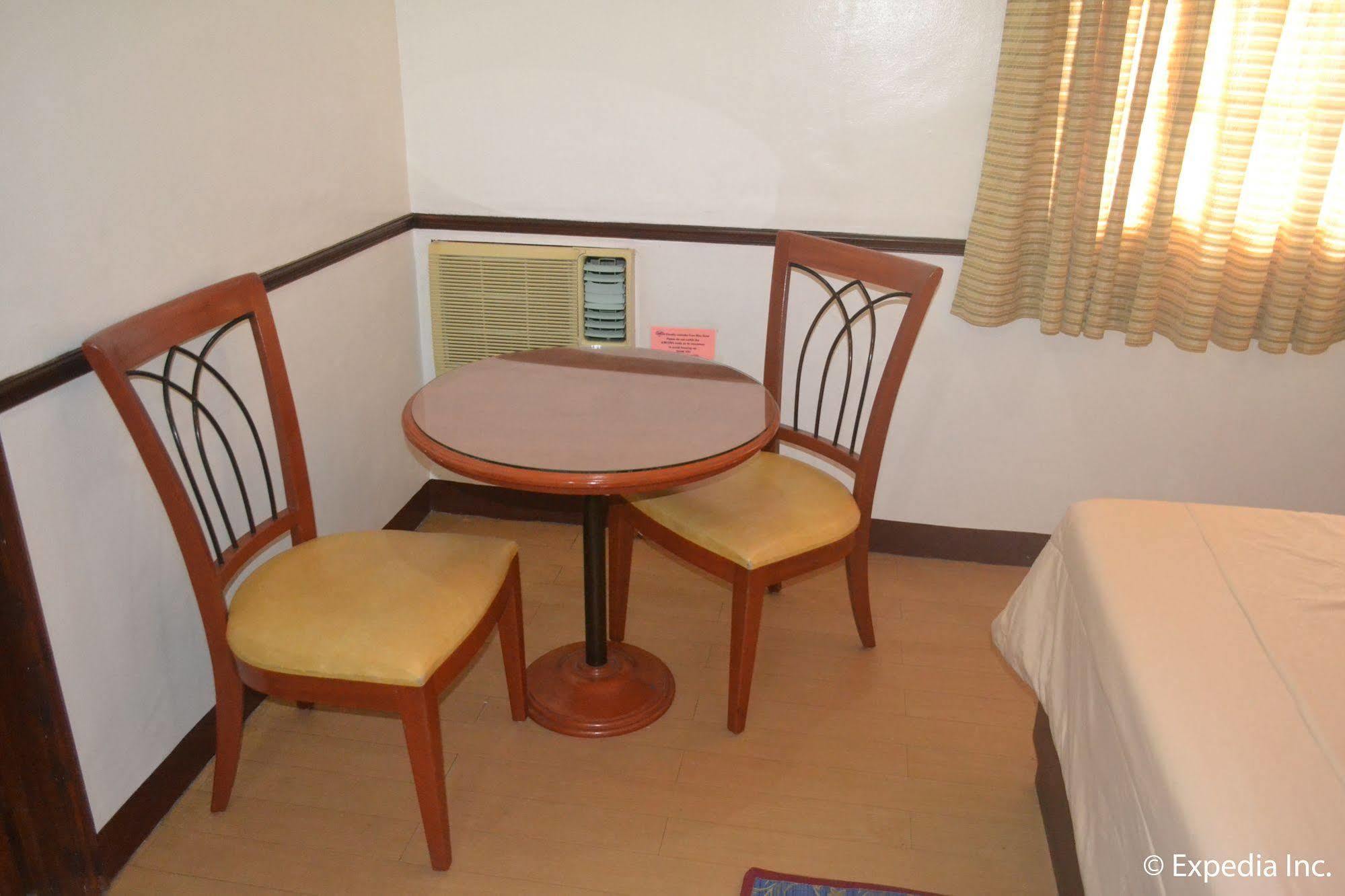 Bliss Hotel Dau Mabalacat Dış mekan fotoğraf