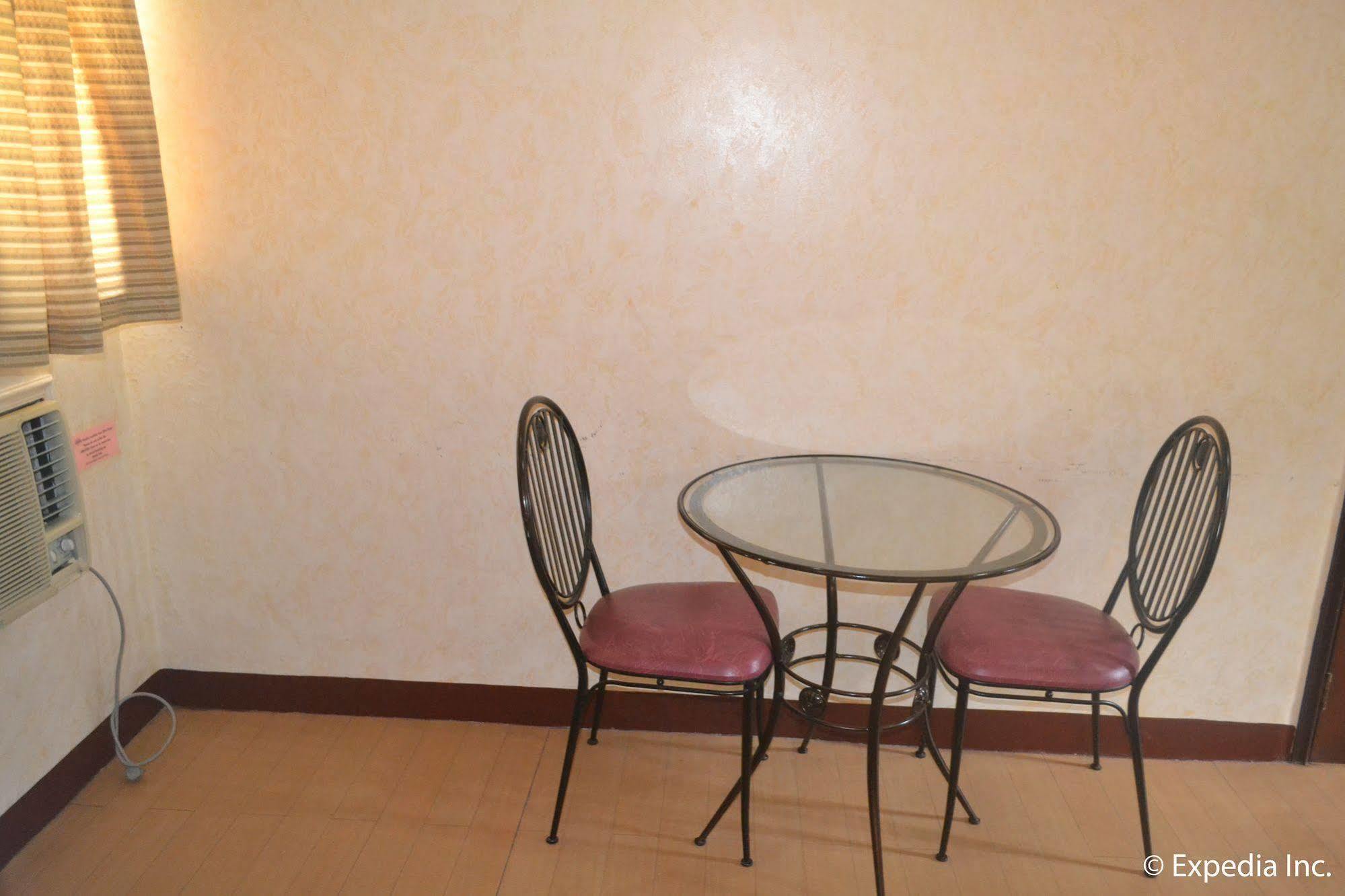 Bliss Hotel Dau Mabalacat Dış mekan fotoğraf