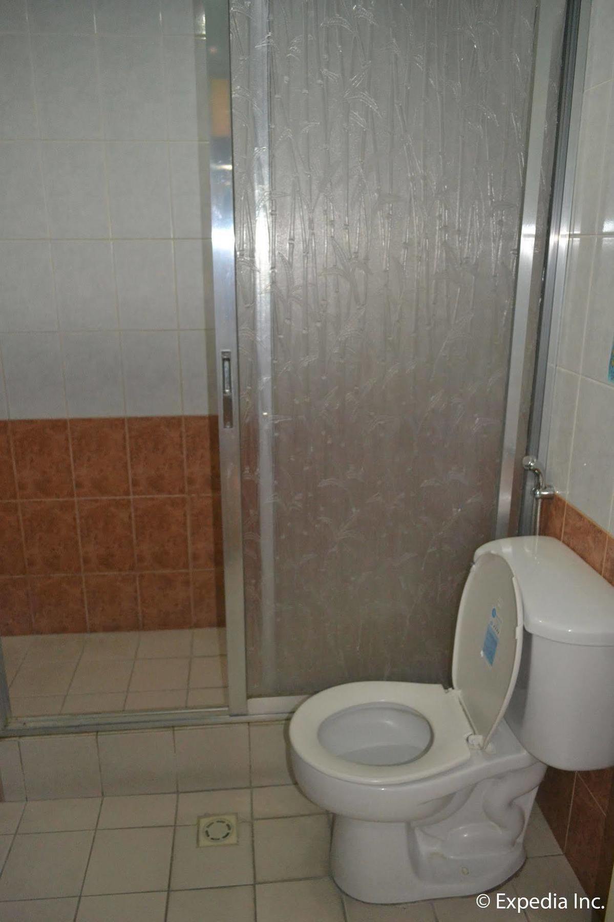 Bliss Hotel Dau Mabalacat Dış mekan fotoğraf